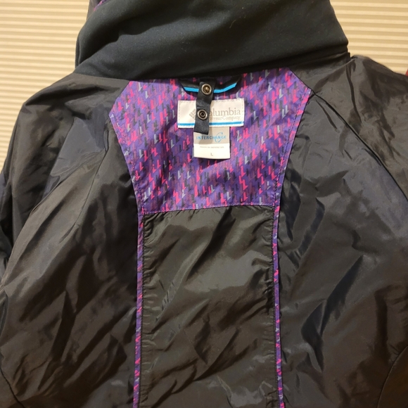 Columbia Double Layer Interchangable Purple/Pink Patterned Snow Sports Jacket - Picture 10 of 10